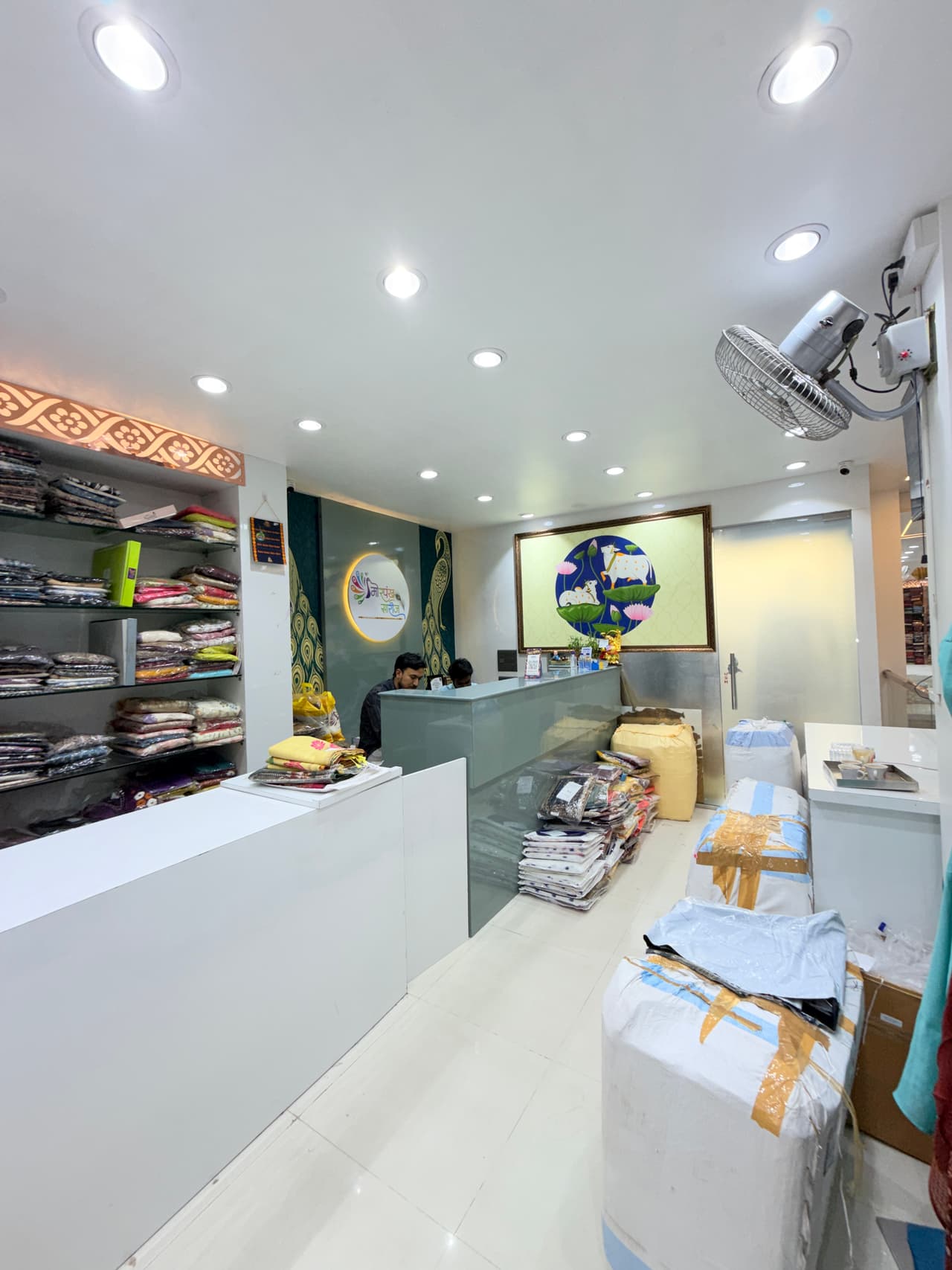 Shop Collection 6